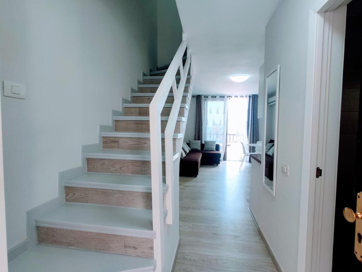 Parque Santiago 2 Ocean View Apartment Арона Екстериор снимка